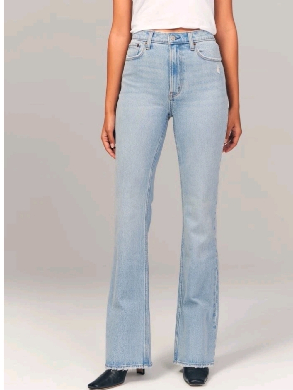 Abercrombie & Fitch ’70s Vintage Flare Jeans • Ultra High Rise • Size 32/14